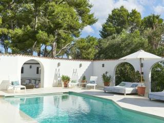 Spacious villa with lovely balcony - Madrid - 9