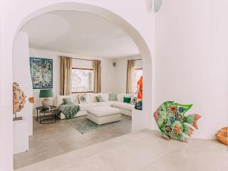 Spacious holiday home with lovely balcony - Cala Vadella - 8