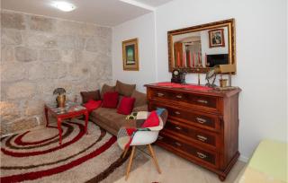 Gorgeous Apartment In Blace With Wifi - 5