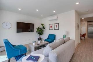 Newer Construction Beauty Steps to Mission Beach and Bay - San Diego - 2