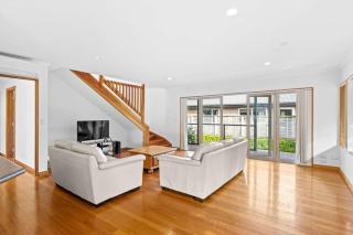 Aroha at Tata - Golden Bay Holiday Home - Takaka - 3