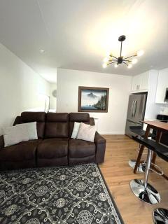 Modern Studio in MarysVille A Forest Haven - 4