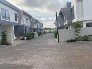 Ameenas Cozy - Accra - 8