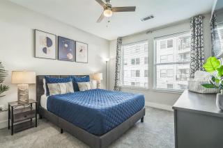 Walk to Braves, King bed, Mercedes Benz Stadium - Atlanta - 8