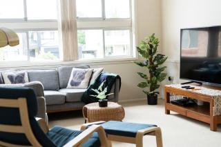 Pool and Spa on the Lakefront - Main House - 6