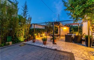 Nice Apartment In Brodarica With Wifi - Brodarica - 2