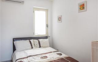 Amazing Apartment In Isca Marina - Badolato - 2