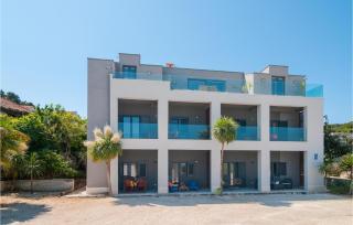 2 Bedroom Amazing Apartment In Sutivan - Sutivan (San Giovanni di Brazza) - 0
