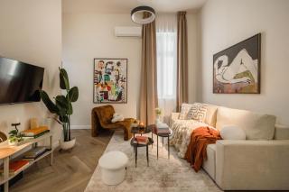 Luxury Art Deco Apartment Near Hungarian Parliament - Budapest - 7