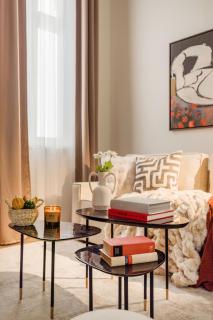 Luxury Art Deco Apartment Near Hungarian Parliament - 8