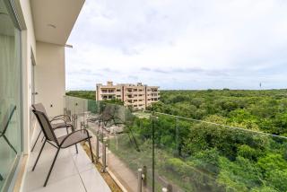 3 BD Suite with Balcony, Gym, Rooftop Pool, Hot Tub - Playa del Carmen - 8