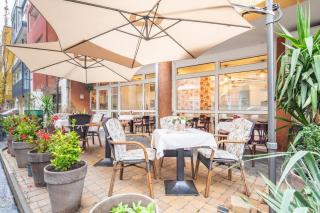 Terrace Garden - Free Parking - New and Cozy - 4