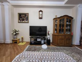 Cozy Khatai apartment for COP29 - Baku - 7
