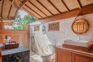 Villa Umasana Private Balinese House and Garden - Canggu - 5