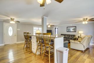 Waterfront Prosperity Home with Dock Walk to Marina - 3