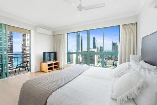 Crown Towers 2 bedroom Ocean View Apartment Surfers Paradise - Gold Coast - 1