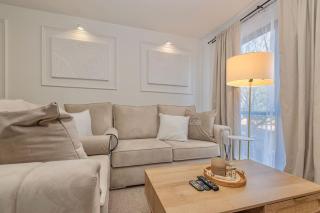 The Ivory Nook, Cozy & Spacious, Sleeps 8 - Leeds - 8
