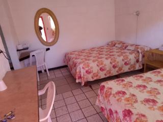 Hotel California - Nuevo Casas Grandes - 2
