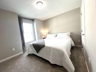 Central Cedar Falls Townhome - King Beds! - 1