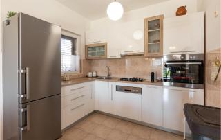 Cozy Home In Maslenica With Wifi - 7