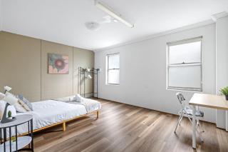 Detached Double Room in Revesby - Tranquil Place - Shared Bathroom - 9