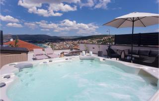 Awesome Apartment In Okrug Gornji - Trogir - 8