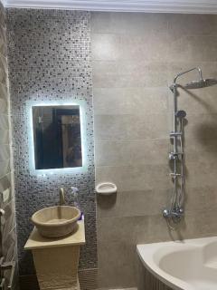 Modern 3BD in the middle of fifth settlement for families only - 7