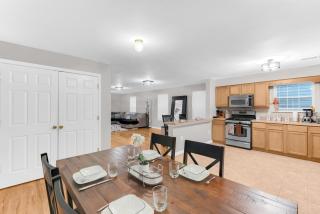 NYC & Downtown Newark Commuter Dream Stay - 2