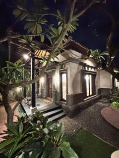 Puri Sekar Bali - Dempasar - 2