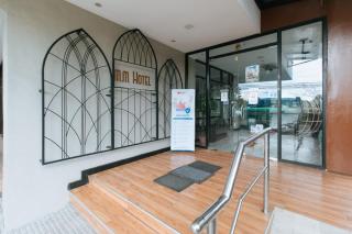 RedDoorz Plus at MM Hotel Las Pinas former RedDoorz Plus Near Bamboo Organ - Manila - 4