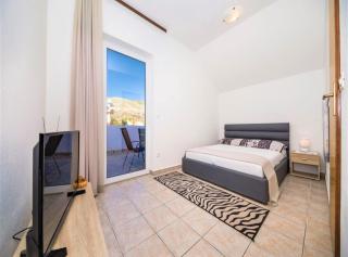 Trogir Comfortable Apartment with Terrace - Trogir - 6