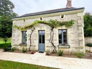 Gîte de charme en Touraine avec jardin, proche châteaux de la Loire - FR-1-381-598 - 0