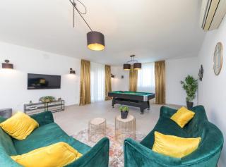 Scenic Elegant Trogir Villa with Pool - 2