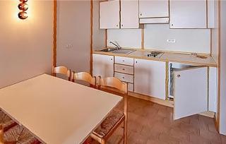 3 Bedroom Beautiful Apartment In Vason - Vason - 9