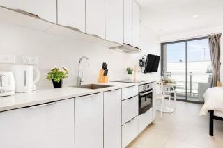 Stylish Studio Steps from Bondi Shoreline - Sydney - 5