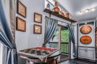 Distiller'S Den Cabin Cabin - Gatlinburg - 4