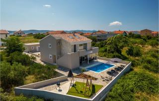 Gorgeous Home In Bibinje With Wifi - Bibinje - 0