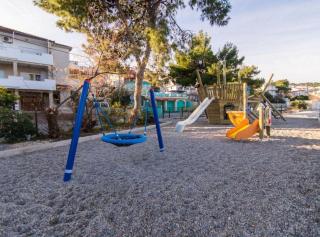 Mastrinka Bright Apartment with Free Parking and Modern Amenities - Trogir - 9