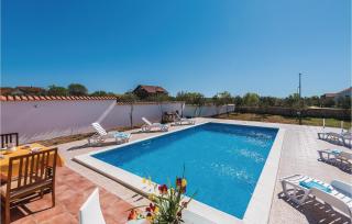 Four-Bedroom Holiday Home In Cista Velika - Velika Čista - 3