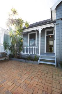 Beautiful Villa just off Ponsonby Rd - 1
