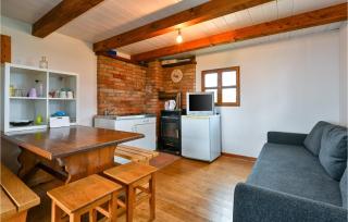 Gorgeous Home In Klostar Ivanic - 7