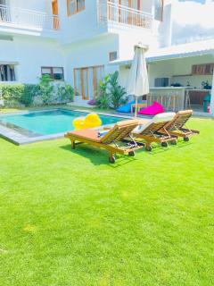 Unique Canggu Guest House - 0