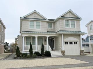 Contempory Home Oceanside In Brant Beach - Brant Beach - 1