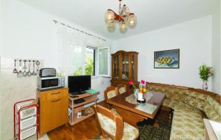 Lovely Apartment In Okrug Gornji - Trogir - 7