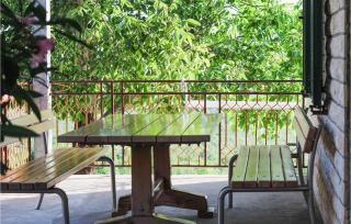 2 Bedroom Beautiful Home In Popovici - - 3