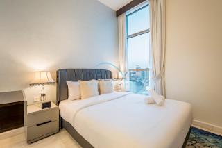 Upscale 3BR Apartment in Bayz Tower, Business Bay by Deluxe Holiday Homes - Dubai - 6