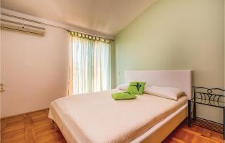 Gorgeous Apartment In Dramalj - Dramalj - 6