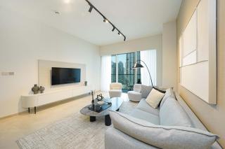 Stylish Downtown Stay, Prime Location Near Burj Khalifa - Dubai - 0