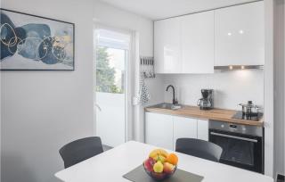 Two-Bedroom Apartment In Cervar Porat - Poreč - 4