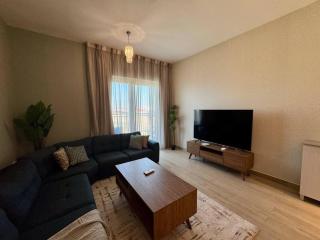 Canal & Marina View 1br High Floor Pool & Gym - Abu Dhabi - 3
